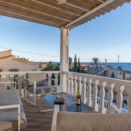 200m From The Beach, Jacuzzi, Swimming Pool, Bbq Villa *